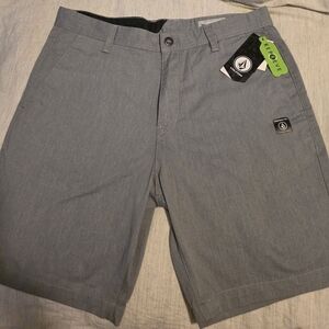 Volcom Men's Gray Flat Front Shorts